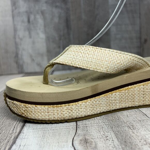 Volatile Women's Island Wedge Platform Sandals Raffia Thong Flip Flop Tan Size 8 - Picture 14 of 16